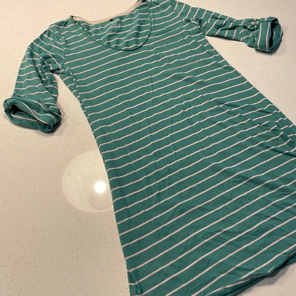 Victoria’s Secret dress women’s size M.